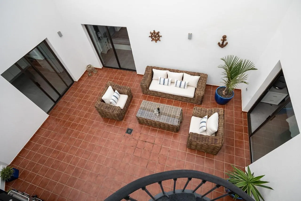 Casa Kira, Tindaya Villa